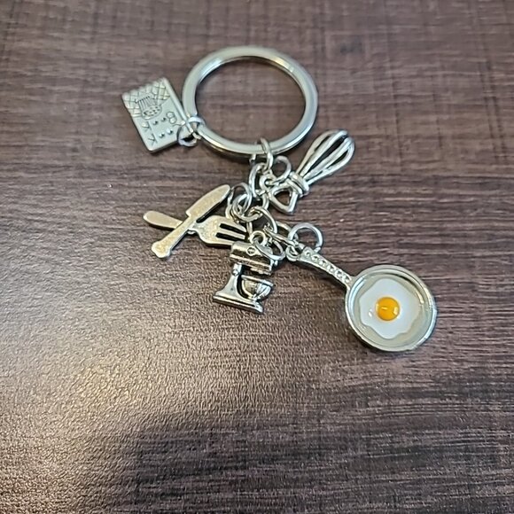 Unbranded Cooking Theme Keychain Silver‎ Tone Unisex NWOT Collectible Auto Home - Picture 4 of 5
